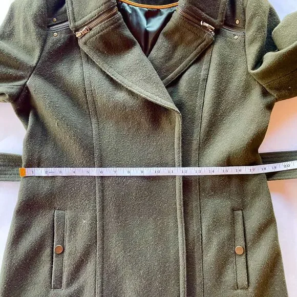 Kenneth Cole Women's Wool Blend Belted Olive Green Coat with Zipper Details Sz 8